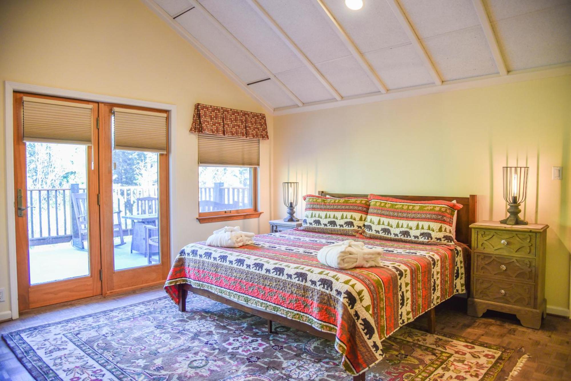 River Lyric Lodge - Formerly Double Dog Red River Esterno foto